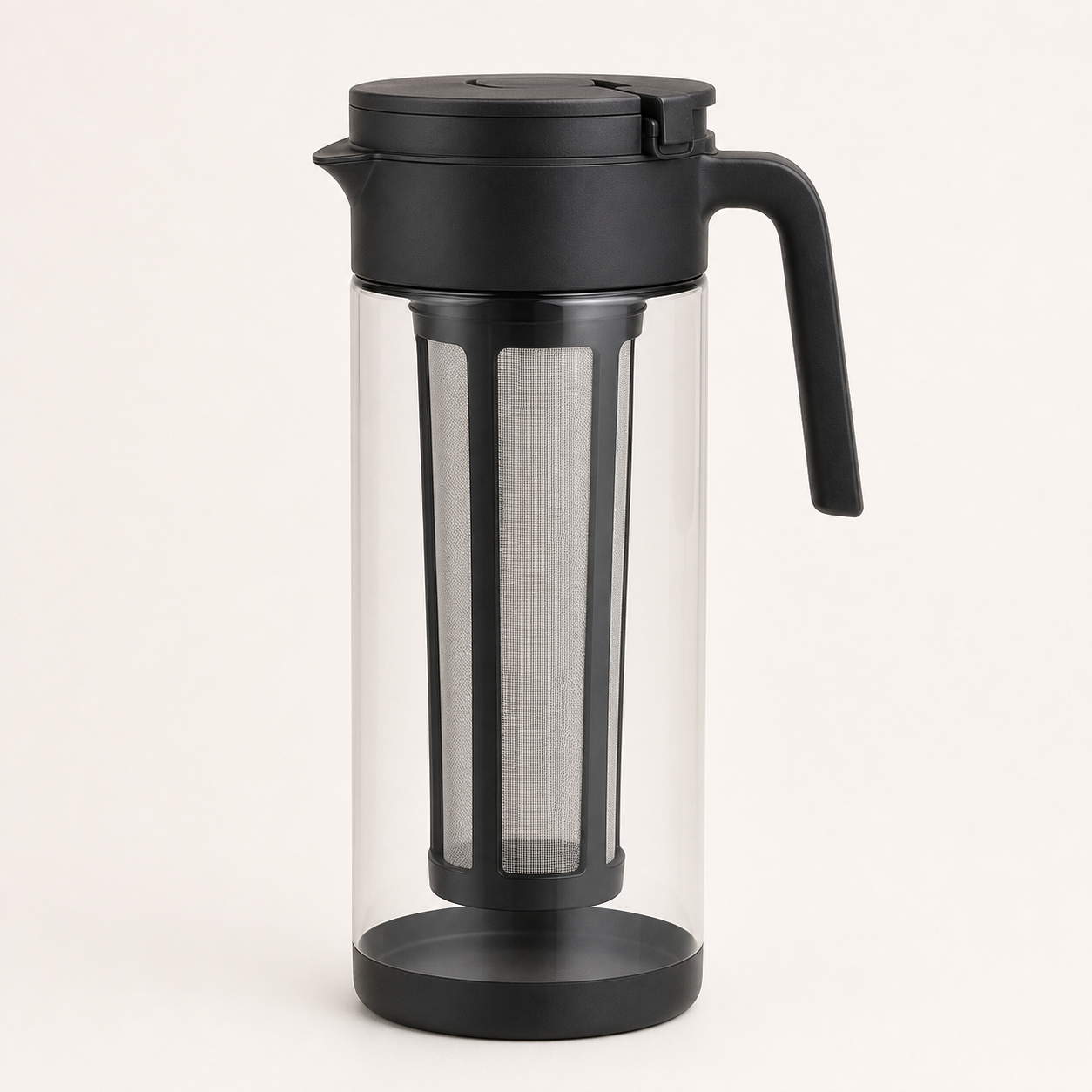 Takeya Patented Deluxe Cold Brew Maker — our recommended beginner cold brew maker