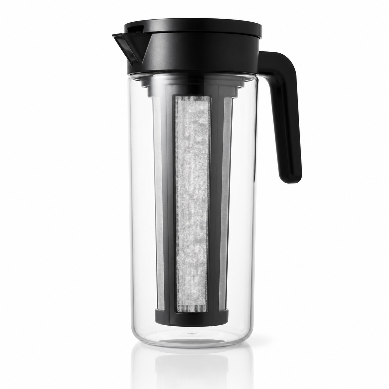 Airtight cold brew pitcher with a mesh filter for making concentrate